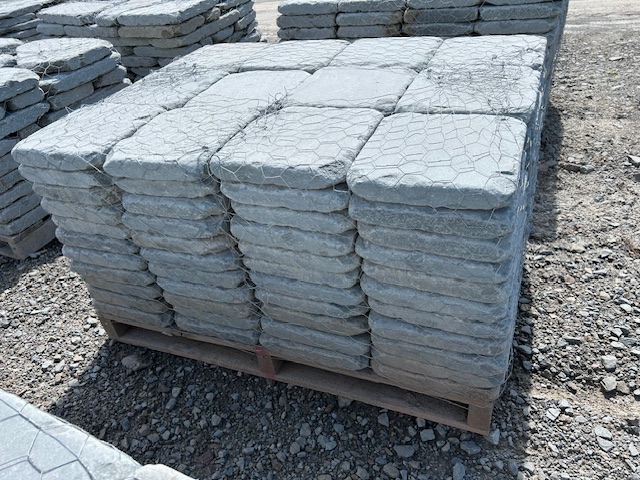 Lot 10: 3 pallets 12"x12"x2" Tumbled Bluestone Pavers 2